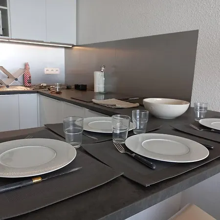 4 Pers, Parking Prive, Direct - Fr-1-559-37 Apartment *